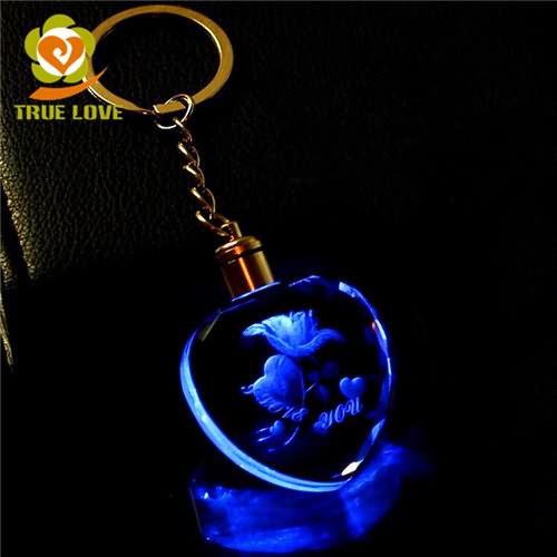 crystal heart keyring (1)