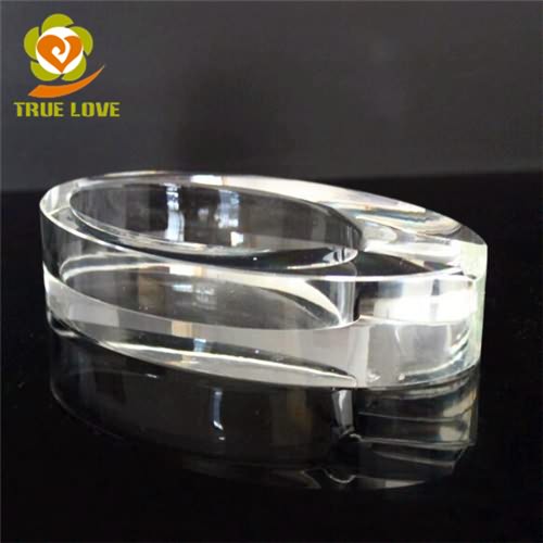 Clear Oval Crystal Cigar Ashtray (2) Clear Oval Crystal Cigar Ashtray (2)
