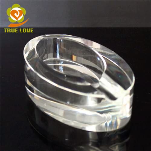 Clear Oval Crystal Cigar Ashtray (4) Clear Oval Crystal Cigar Ashtray (4)