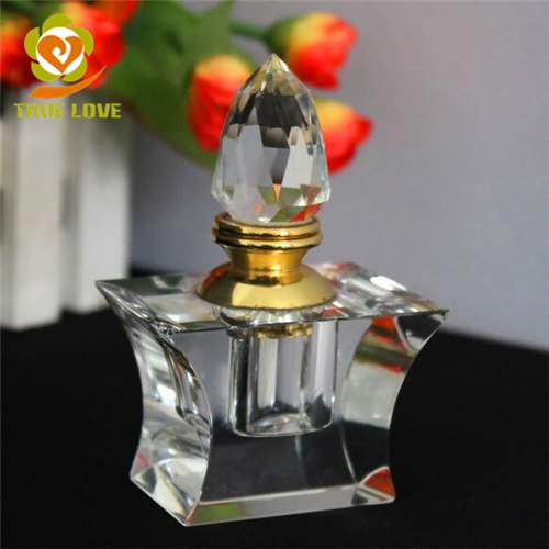 Crystal Perfume Bottle Favors (2)