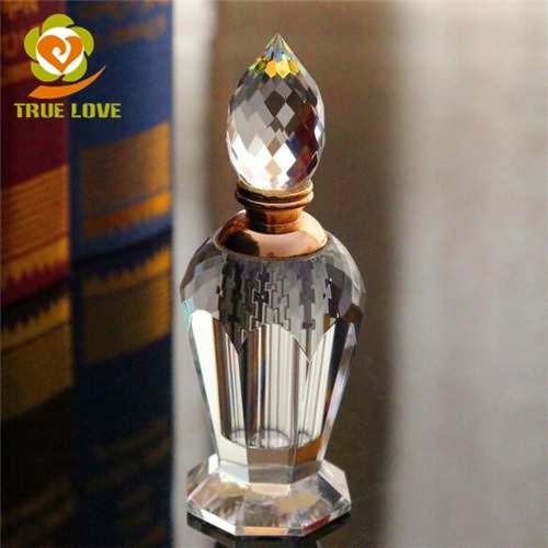 Perfume Bottle Of Crystal (1)
