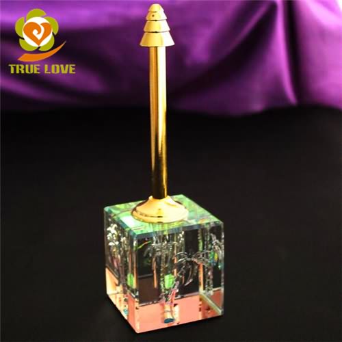 crystal perfume bottles (1)