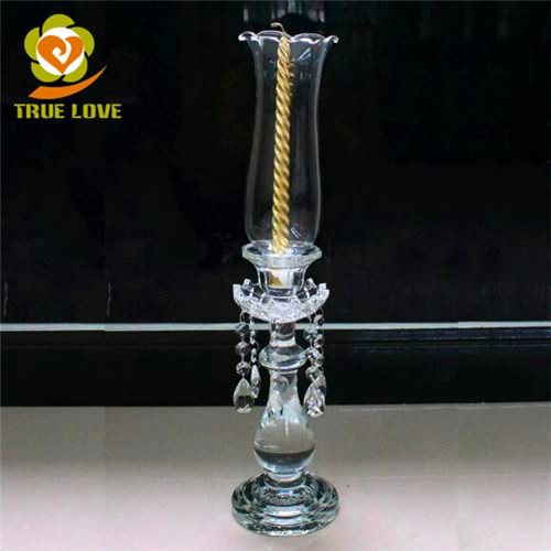 table-crystal-candle-holders-4