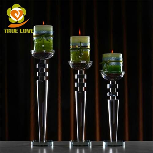 tall-votive-crystal-candle-holders-4